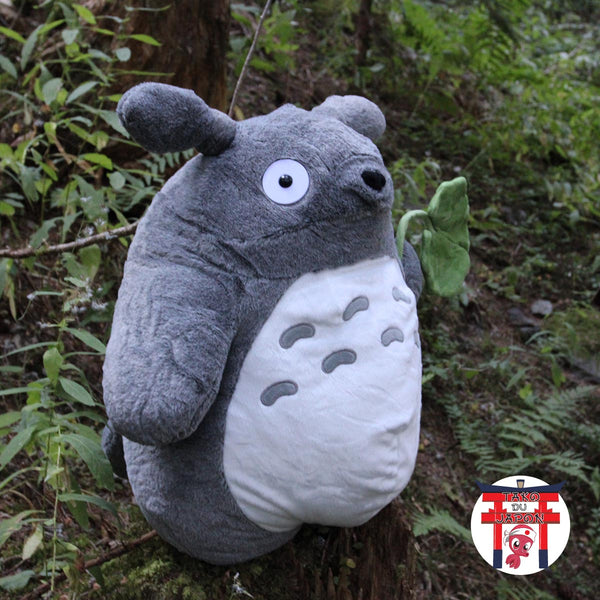 Grosse peluche Totoro mignonne - Univers Peluche